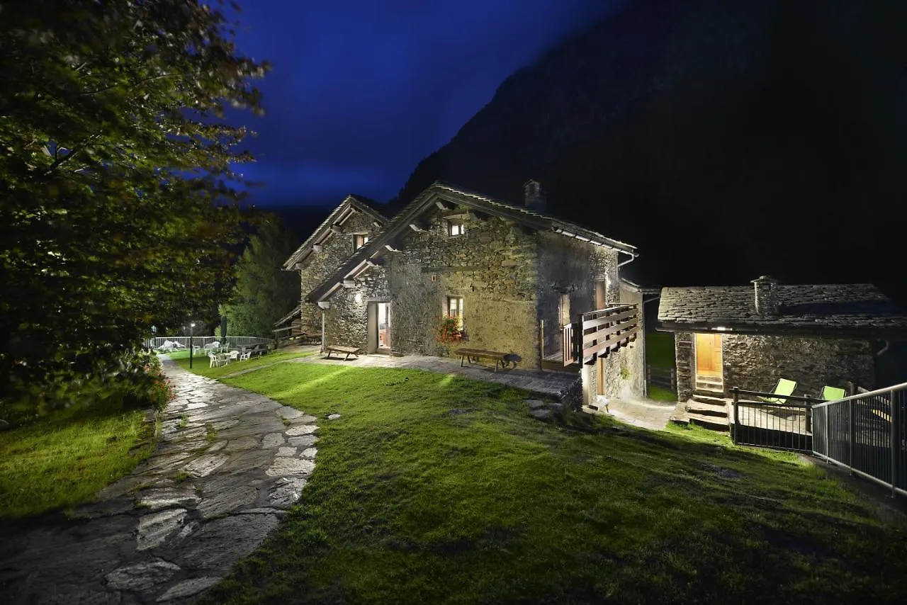 Albergo Casa Alpina San Luigi Campodolcino 2*,
